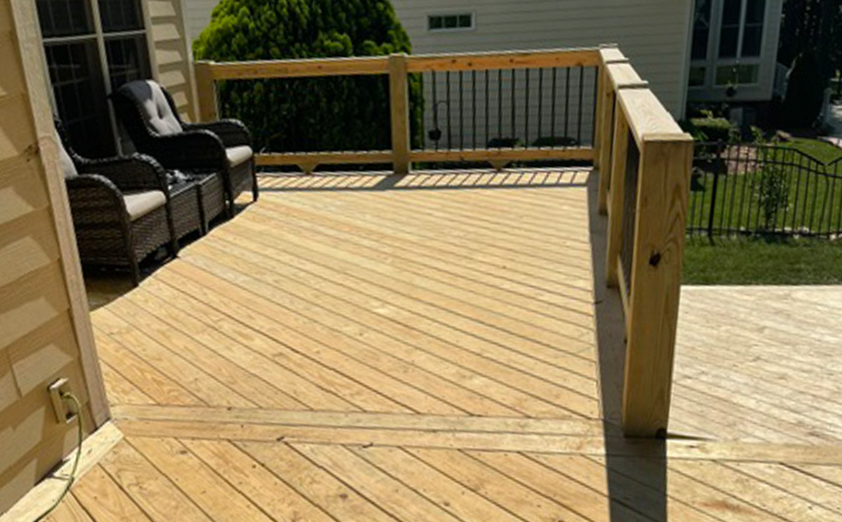 Deck-2-4.jpg